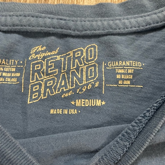 Short sleeve tee - Picture 3 of 3